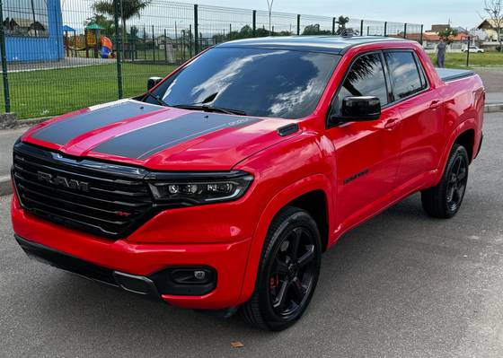 RAM RAMPAGE 2.0 HURRICANE 4 TURBO GASOLINA R/T 4X4 AUTOMÁTICO